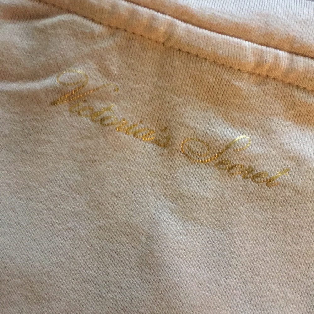 Victoria’s Secret Basic Tee - Picture 3 of 3